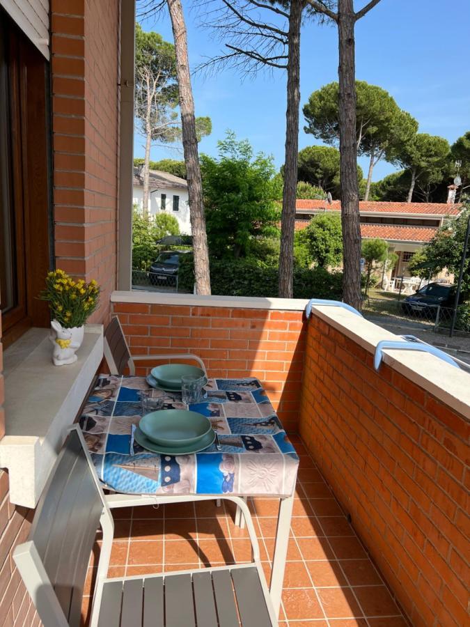 Twin Pine Trees Flats, Near Beach Bibione Bagian luar foto